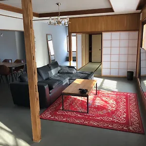 Miyanomori Apartamento *