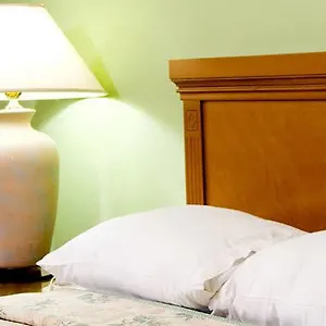 Hotell Sumire 2*